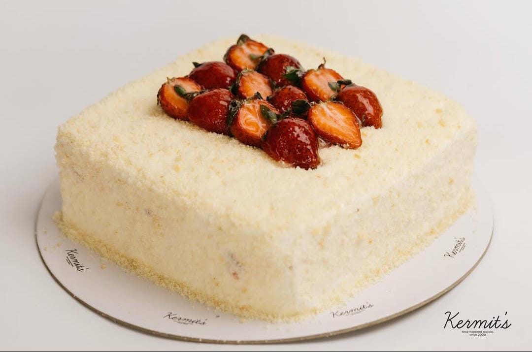 Hokkaido Strawberry Cheesecake